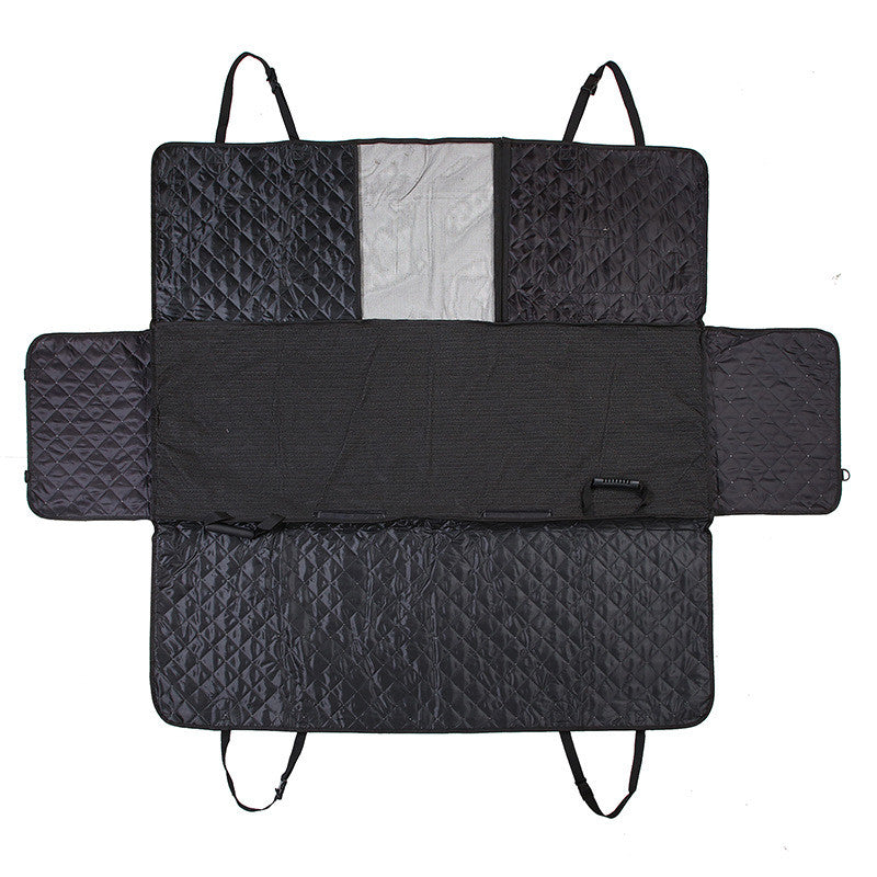 Housse de siège de voiture imperméable pour chien, vue de dessus avec une texture matelassée, design pratique et fonctionnel.